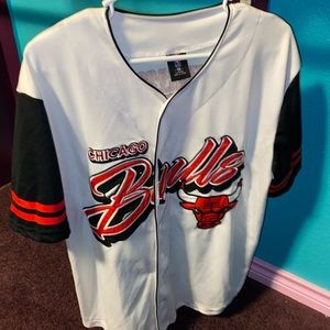 Chicago Bulls Jersey | Large | NBA